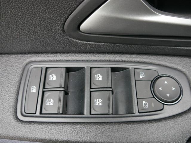 Dacia Duster Expression 3 TCe 4x2*NAVI-&Uuml;BER-SMARTLINK*AHK*PDC-KAMERA*LED*SHZ*17-ZOLL 