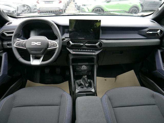 Dacia Duster Expression 3 TCe 4x2*NAVI-&Uuml;BER-SMARTLINK*AHK*PDC-KAMERA*LED*SHZ*17-ZOLL 