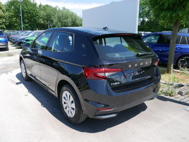 Skoda Fabia Selection 1.0 TSI *NAVI-&Uuml;BER-SMARTLINK*PDC-HI*LED*SHZ*KLIMA*RADIO 