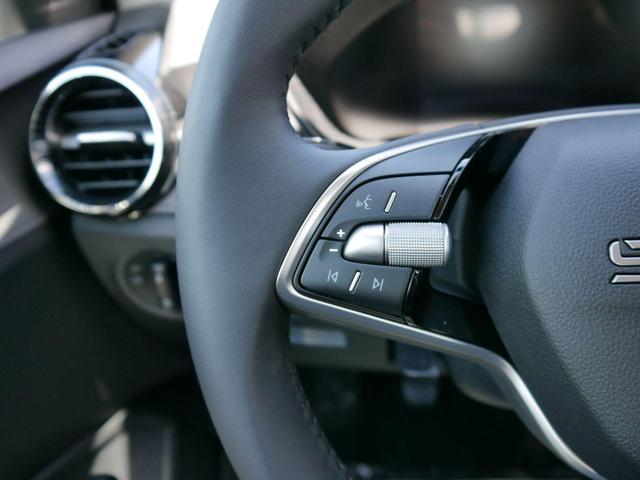 Fabia Selection 1.0 TSI *NAVI-&Uuml;BER-SMARTLINK*PDC-HI*LED*SHZ*KLIMA*RADIO 