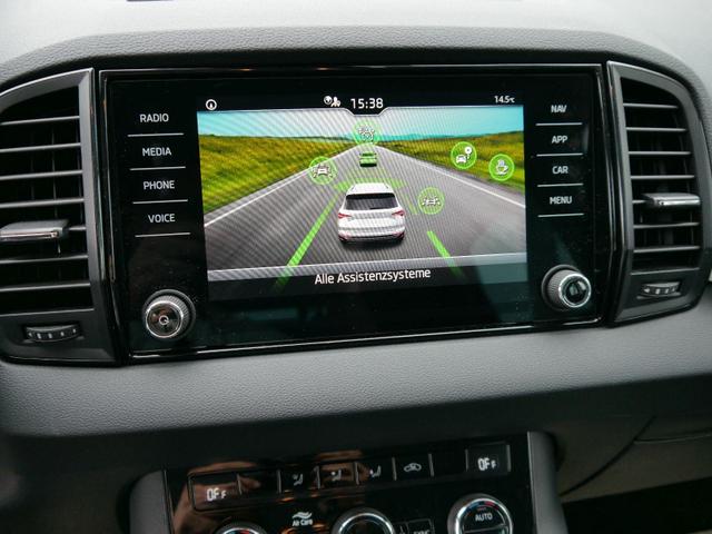 Skoda Karoq Selection 1.5 TSI DSG*ACC*PDC*KAMERA*TEMPOMAT*LED*SMARTLINK*KLIMA*RADIO*17-ZOLL 