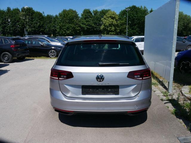 Volkswagen Passat Variant 2.0 TDI DPF DSG BUSINESS * ACC AHK LED NAVI PDC KLIMAAUTOMATIK 