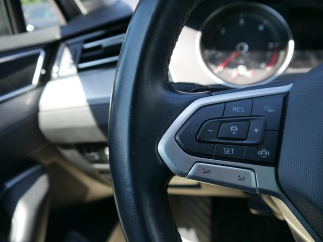 Volkswagen Passat Variant 2.0 TDI DPF DSG BUSINESS * ACC AHK LED NAVI PDC KLIMAAUTOMATIK 