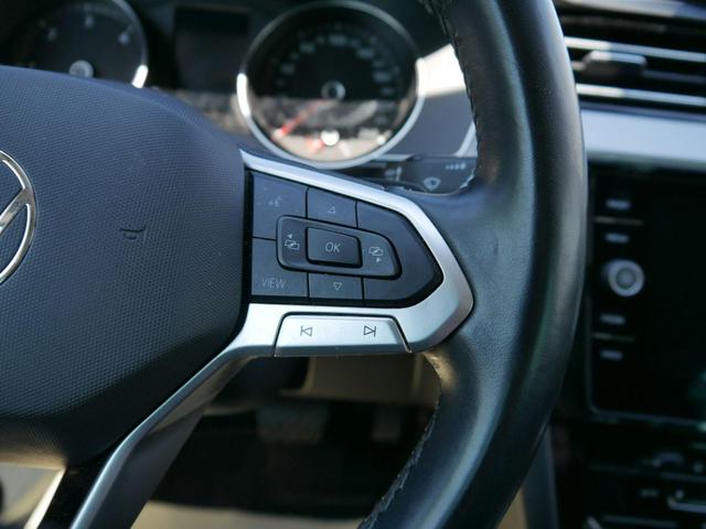 Volkswagen Passat Variant 2.0 TDI DPF DSG BUSINESS * ACC AHK LED NAVI PDC KLIMAAUTOMATIK 