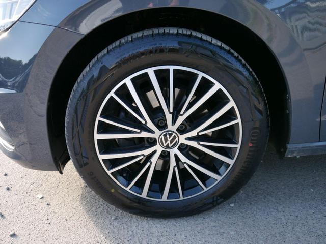 Volkswagen Touran Highline 1.5 TSI ACT DSG * ACC WINTERPAKET LED NAVI PDC KAMERA SHZG 