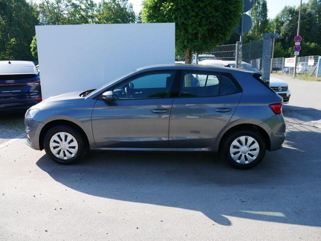 Skoda Fabia Selection 1.0 TSI *LED*PDC-HI*SMARTLINK*SHZ*BLUETOOTH*FRONT-ASSIST 