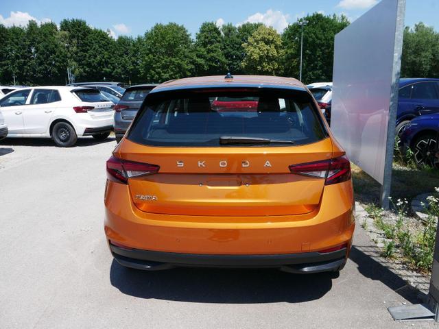 Skoda Fabia Selection 1.0 TSI DSG*NAVI-&Uuml;BER-SMARTLINK*LED*PDC-HI*SHZ*DAB*KLIMA 