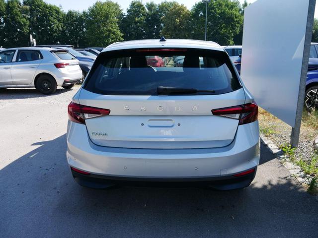 Skoda Fabia Selection 1.0 TSI *NAVI-&Uuml;BER-SMARTLINK*PDC-HI*LED*SHZ*KLIMA*RADIO 