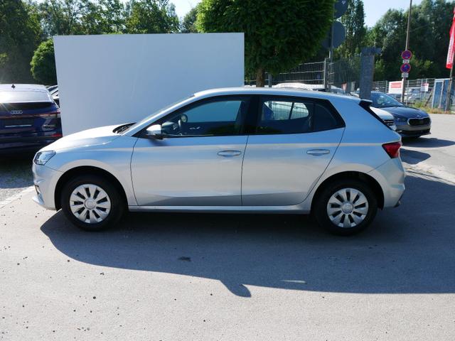 Skoda Fabia Selection 1.0 TSI *NAVI-&Uuml;BER-SMARTLINK*PDC-HI*LED*SHZ*KLIMA*RADIO 