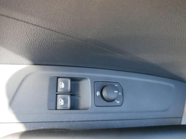 Skoda Fabia Selection 1.0 TSI *NAVI-&Uuml;BER-SMARTLINK*PDC-HI*LED*SHZ*KLIMA*RADIO 