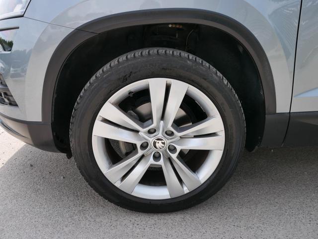 Skoda Karoq Style 1.5 DSG*NAVI*PDC*KAMERA*LED*SHZ*TEMPOMAT*LEDER*KLIMA*18-ZOLL 