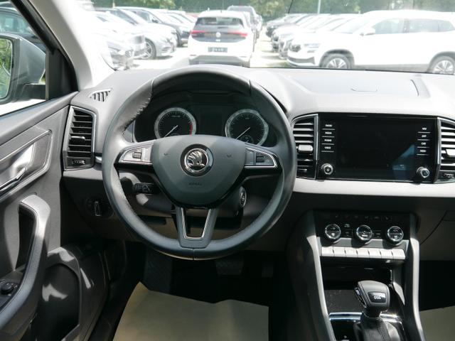Skoda Karoq Style 1.5 DSG*NAVI*PDC*KAMERA*LED*SHZ*TEMPOMAT*LEDER*KLIMA*18-ZOLL 