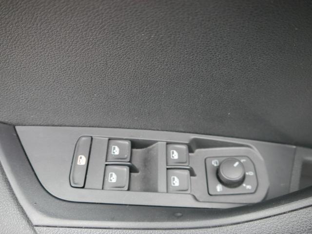 Skoda Karoq Selection 1.5 TSI DSG*ACC*PDC*KAMERA*TEMPOMAT*LED*SMARTLINK*KLIMA*RADIO*17-ZOLL 