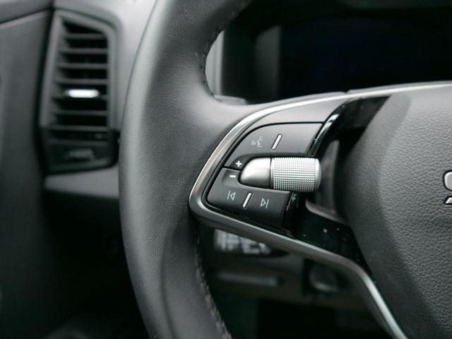 Skoda Karoq Selection 1.5 TSI DSG*ACC*PDC*KAMERA*TEMPOMAT*LED*SMARTLINK*KLIMA*RADIO*17-ZOLL 