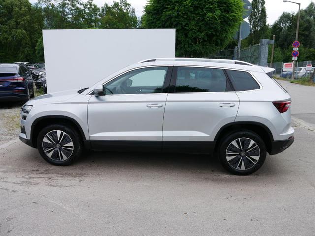 Skoda Karoq Selection 1.5 TSI DSG*ACC*PDC*KAMERA*TEMPOMAT*LED*SMARTLINK*KLIMA*RADIO*17-ZOLL 