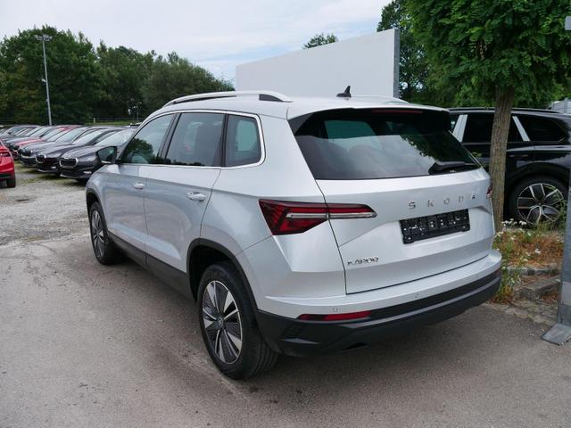 Skoda Karoq Selection 1.5 TSI DSG*ACC*PDC*KAMERA*TEMPOMAT*LED*SMARTLINK*KLIMA*RADIO*17-ZOLL 