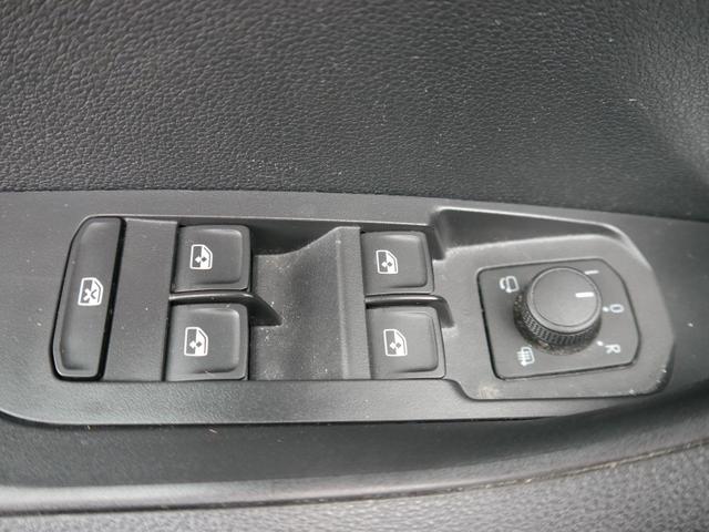 Skoda Karoq Selection 1.5 TSI DSG*ACC*PDC*KAMERA*TEMPOMAT*LED*SMARTLINK*KLIMA*RADIO*17-ZOLL 
