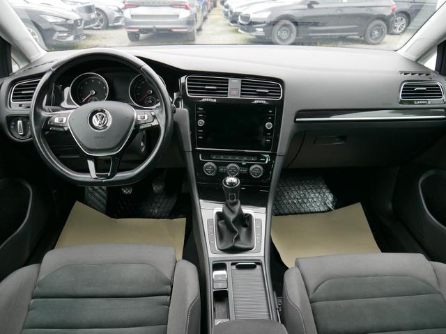 Volkswagen Golf Highline 1.5 BMT HIGHLINE*AHK-SCHWENKBAR*ACC*NAVI*PDC*LED*SHZ*TEMPOMAT*KLIMA* 