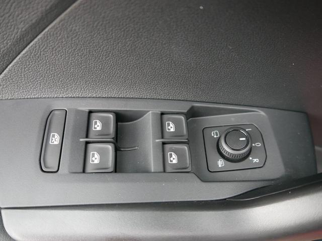 Volkswagen T-Cross LIFE 1.0 TSI DSG LIFE*IQ.LIGHT*LED-MATRIX*KAMERA*ACC*SMARTLINK*PDC*LED*SHZ*TEMPOMAT*KLIMA*17-ZOLL 