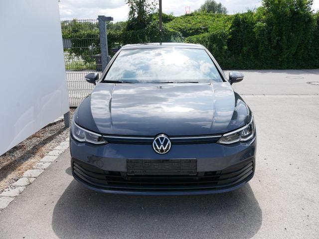 Volkswagen Golf LIFE VIII 1.5 TSI ACT * WINTERPAKET LED PARKTRONIC NAVI SITZ-& LENKRADHEIZUNG 