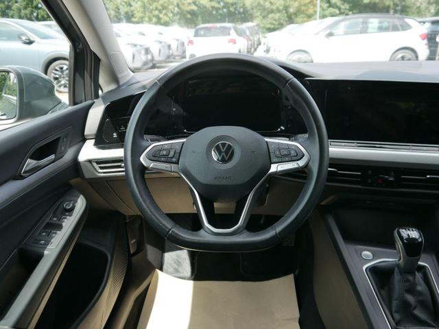 Volkswagen Golf LIFE VIII 1.5 TSI ACT * WINTERPAKET LED PARKTRONIC NAVI SITZ-& LENKRADHEIZUNG 