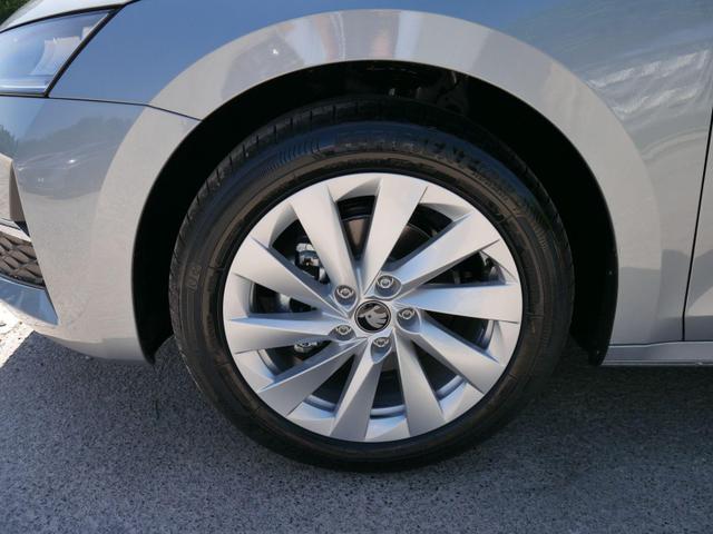 Skoda Octavia Combi Selection 2.0 TDI DSG*AHK-SCHWENKBAR*ACC*LED*PDC*SHZ*SMARTLINK 