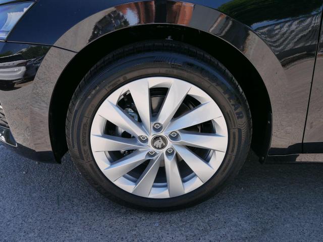Skoda Octavia Combi Selection 2.0 TDI DSG*AHK-SCHWENKBAR*ACC*LED*PDC*SHZ*SMARTLINK 