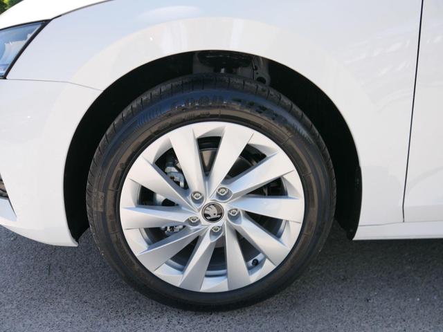 Skoda Octavia Combi Selection 1.5 TSI mHEV DSG*AHK-SCHW*ACC*PDC*LED*SHZ*SMARTLINK*KLIMA 