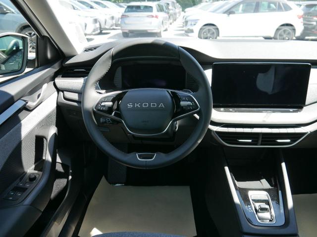 Skoda Octavia Combi Selection 1.5 TSI mHEV DSG*AHK-SCHW*ACC*PDC*LED*SHZ*SMARTLINK*KLIMA 