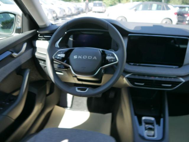 Octavia Combi Selection 2.0 TDI DSG*AHK-SCHWENKBAR*ACC*LED*PDC*SHZ*SMARTLINK 
