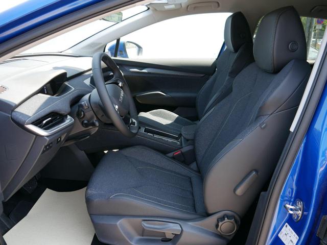 Skoda Elroq 60*ACC*PDC*LED*SHZ*KAMERA*TEMPOMAT*KLIMA*SMARTLINK*EL-HECKKLAPPE*19-ZOLL 