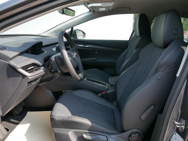 Skoda Elroq 60*ACC*PDC*LED*SHZ*KAMERA*TEMPOMAT*KLIMA*SMARTLINK*EL-HECKKLAPPE*19-ZOLL 