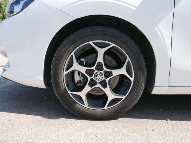 MG3 Comfort 1.5 VTi-tech*NAVI*R&Uuml;CKFAHRKAMERA*LED*PDC*SMARTLINK* 