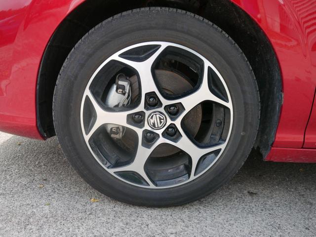 MG3 Comfort 1.5 VTi-tech*NAVI*R&Uuml;CKFAHRKAMERA*LED*PDC*SMARTLINK* 