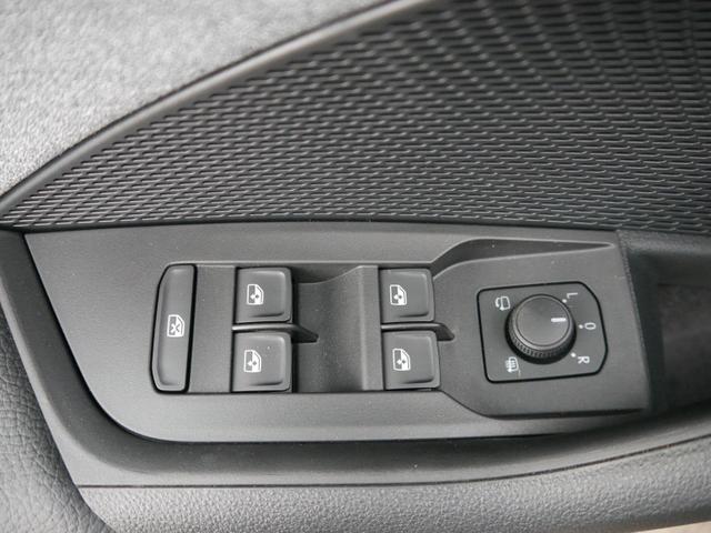Skoda Octavia Combi Selection 1.5 TSI Selection*ACC*NAVI-&Uuml;BER-SMARTLINK*LED*PDC*KAMERA*SHZ*TEMPOMAT 