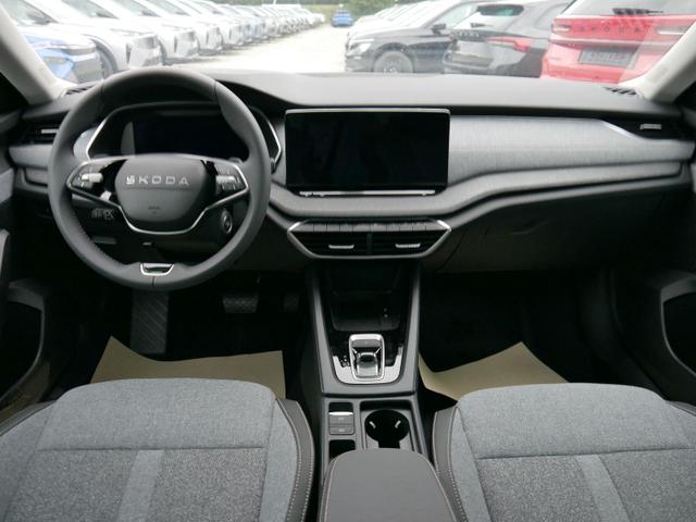 Skoda Octavia Combi Selection 1.5 TSI mHEV DSG*AHK-SCHW*ACC*PDC*LED*SHZ*SMARTLINK*KLIMA 