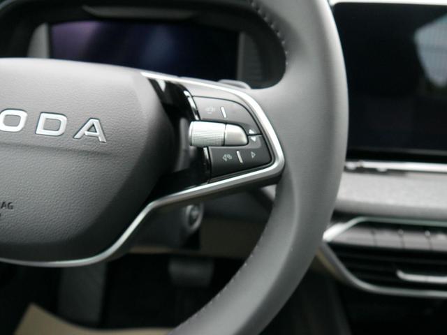 Skoda Octavia Combi Selection 1.5 TSI mHEV DSG*AHK-SCHW*ACC*PDC*LED*SHZ*SMARTLINK*KLIMA 