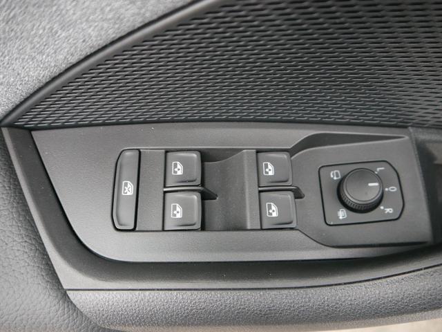 Skoda Octavia Combi Selection 1.5 TSI Selection*ACC*NAVI-&Uuml;BER-SMARTLINK*LED*PDC*KAMERA*SHZ*TEMPOMAT 