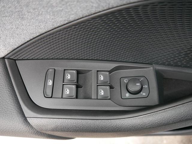 Skoda Octavia Combi Selection 1.5 TSI Selection*ACC*NAVI-&Uuml;BER-SMARTLINK*LED*PDC*KAMERA*SHZ*TEMPOMAT 