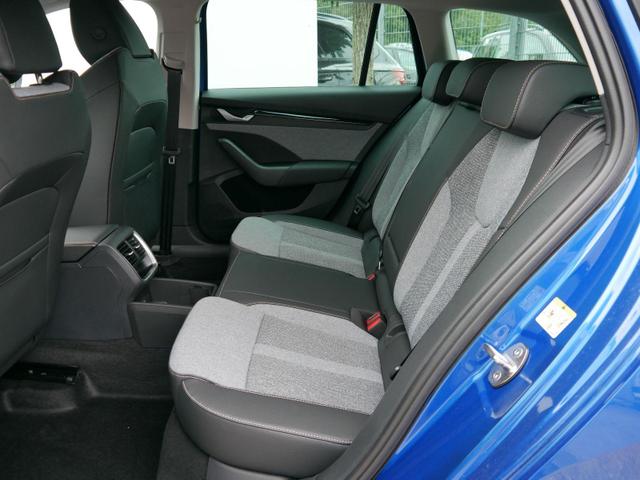 Skoda Octavia Combi Selection 2.0 TDI DSG*AHK-SCHWENKBAR*ACC*LED*PDC*SHZ*SMARTLINK 