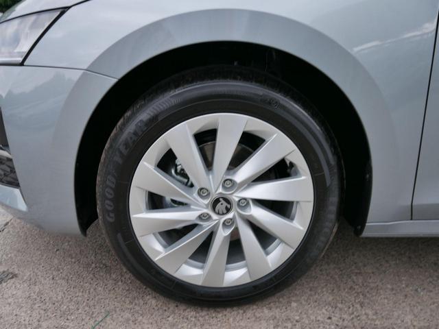 Skoda Octavia Combi Selection 1.5 TSI mHEV DSG*AHK-SCHW*ACC*PDC*LED*SHZ*SMARTLINK*KLIMA 