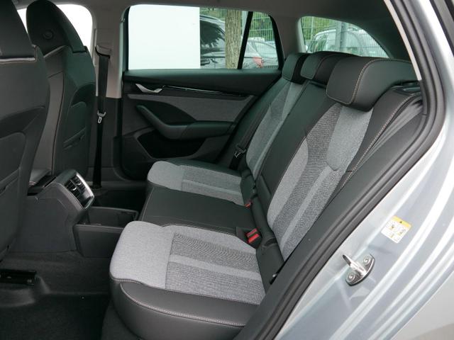 Skoda Octavia Combi Selection 1.5 TSI mHEV DSG*AHK-SCHW*ACC*PDC*LED*SHZ*SMARTLINK*KLIMA 