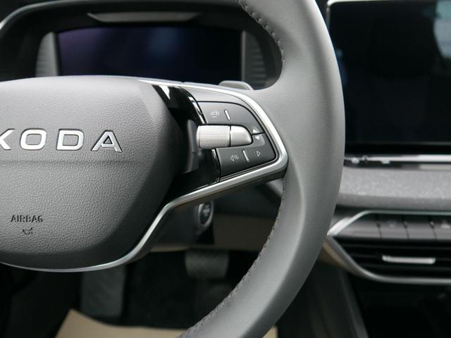 Skoda Octavia Combi Selection 1.5 TSI mHEV DSG*AHK-SCHW*ACC*PDC*LED*SHZ*SMARTLINK*KLIMA 