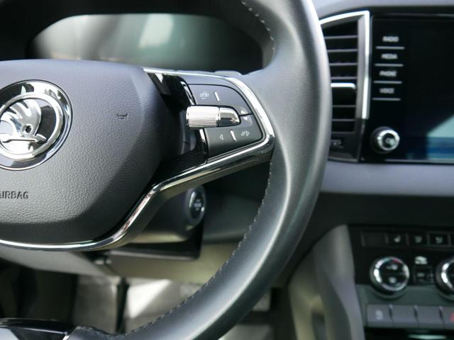 Skoda Karoq Ambition 1.5 TSI DSG FACELIFT * LED CLIMA PDC HI. FRONT ASSIST SMARTLINK SITZHEIZUNG 
