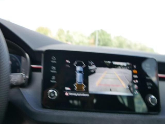 Skoda Kamiq Edition Dynamic Sport 1,5 TSI DSG*MOD-2027*AHK-SCHWENKBAR*PDC*LED*SHZ*SMARTLINK*TEMPOMAT 