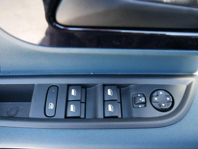 Fiat Grande Panda BUSINESS EDITION HYBRID 1.2*NAVI*PDC*KAMERA*LED*SHZ*TEMPOMAT*KLIMA*17-ZOLL 