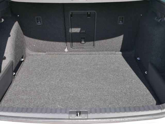 Skoda Octavia Combi Selection 2.0 TDI DSG*AHK-SCHWENKBAR*ACC*LED*PDC*SHZ*SMARTLINK 