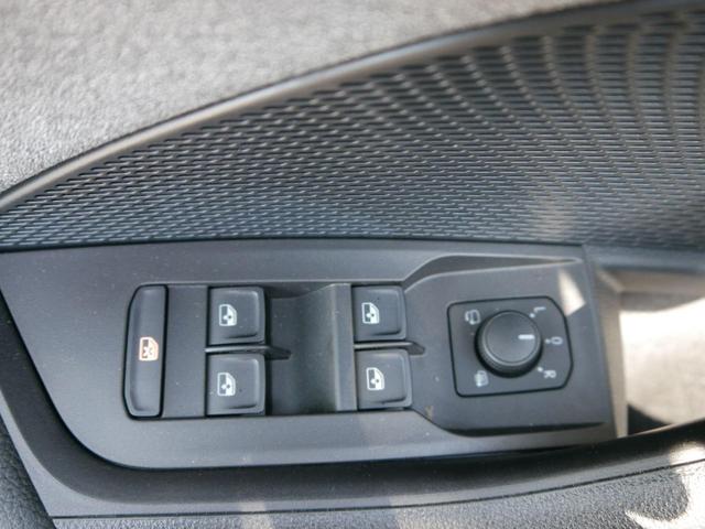 Skoda Octavia Combi Selection 2.0 TDI DSG*AHK-SCHWENKBAR*ACC*LED*PDC*SHZ*SMARTLINK 