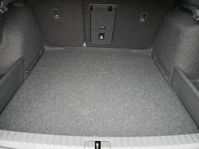 Skoda Octavia Combi Selection 1.5 TSI mHEV DSG*AHK-SCHW*ACC*PDC*LED*SHZ*SMARTLINK*KLIMA 