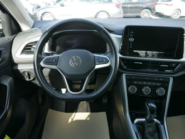 Volkswagen T-Roc LIFE 1.5 TSI DSG Life*NAVI-&Uuml;BER-SMARTLINK*PDC*LED*SHZ*KLIMA*TEMPOMAT*DAB 